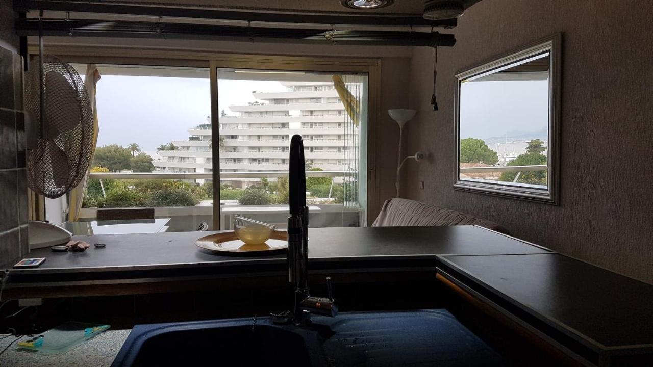 Lovely Apartment In Marina Baie Des Anges- Baronnet - Sew View, Free Parking Spaces On Site, Restaurants, Beach, Supermarket Villeneuve-Loubet Exterior foto